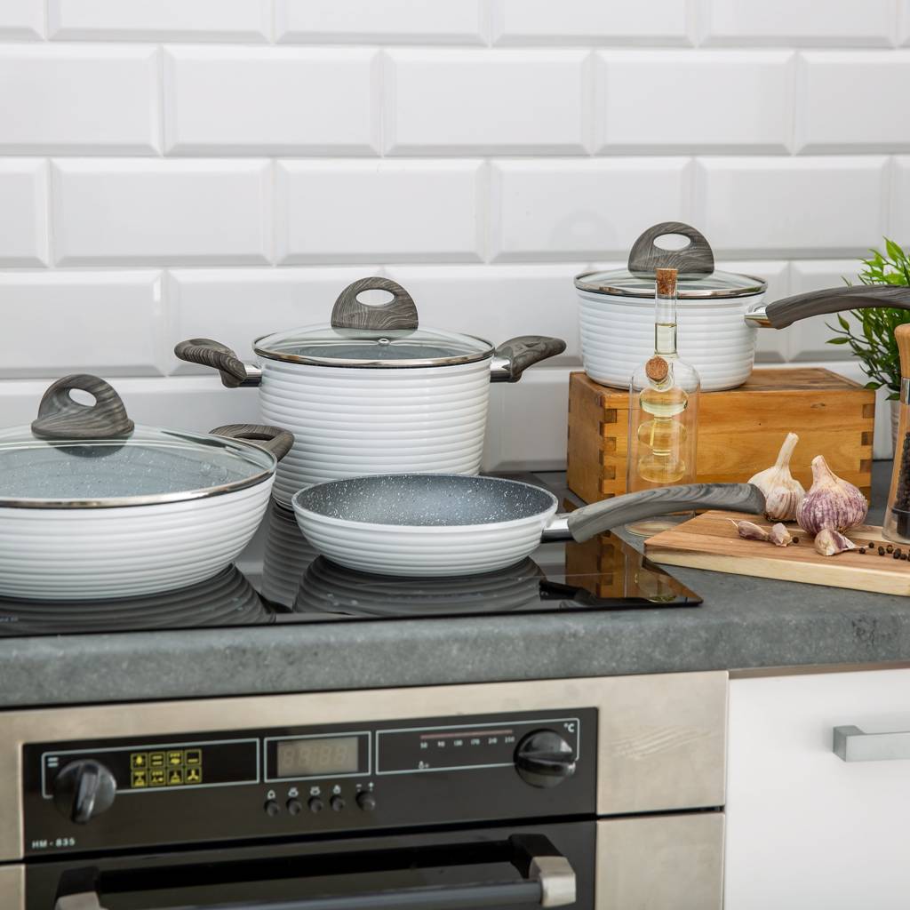 https://dajar.pl/media/catalog/product/2/2/22216-31_1.jpg