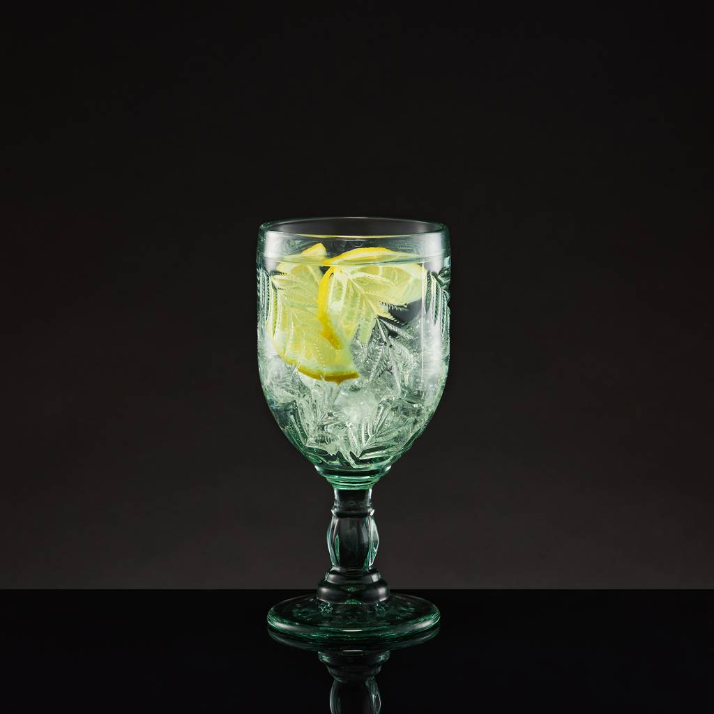 https://dajar.pl/media/catalog/product/6/7/67649__palm_kieliszek_300ml_ziel._67621_.jpg