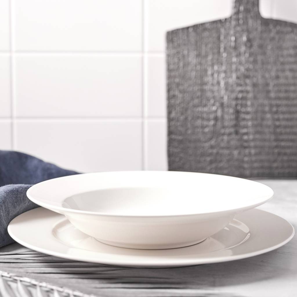 https://dajar.pl/media/catalog/product/a/m/ambition-aura-white-05_1.jpg