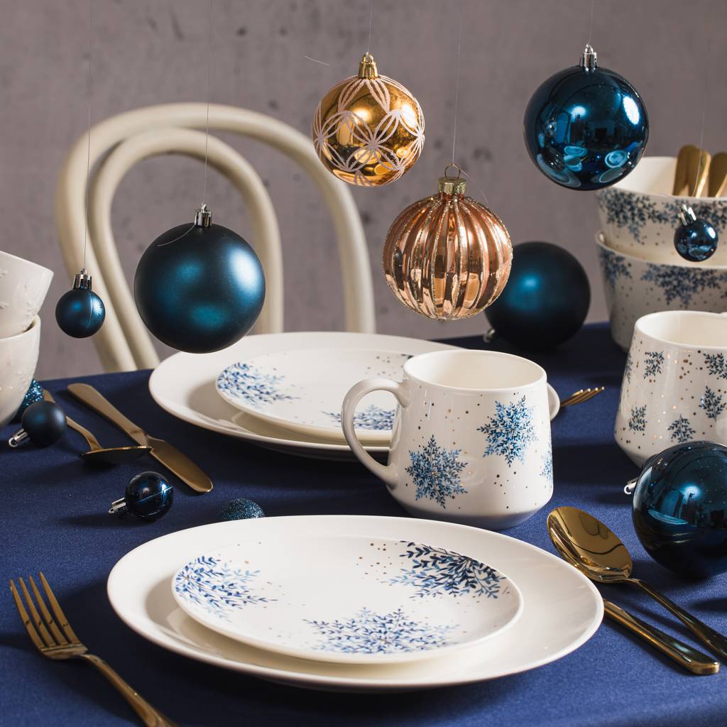 https://dajar.pl/media/catalog/product/t/r/trendbookchristmass_galactic_5__1.jpg
